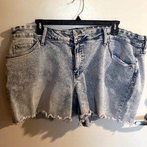26w Jean Shorts